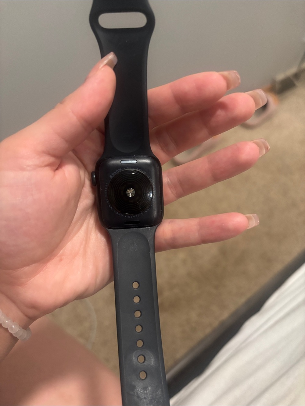 Apple Black Smartwatch with Silicone Band - Picture 2 of 3